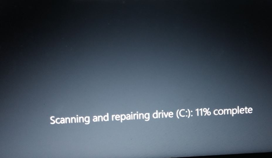 windows 10 scanning and repairing drive c stuck at 100